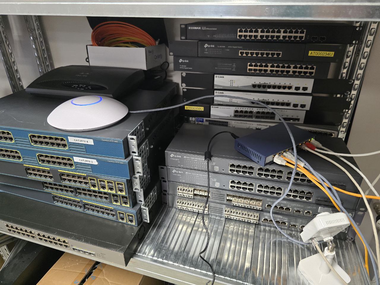 Here is the UniFi AP on the left.